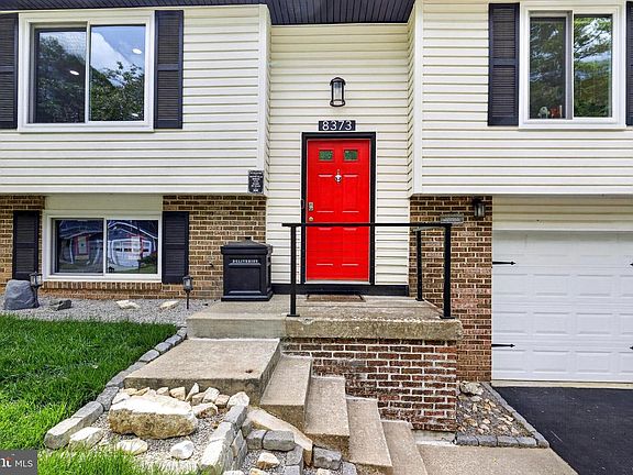 2nd image of 8373 Magic Leaf Rd