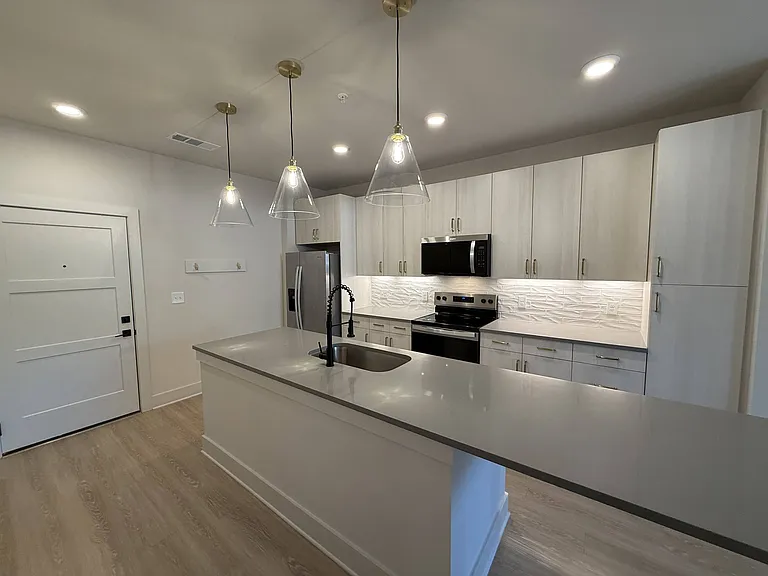 District on the Etowah Apartments — Photo 473