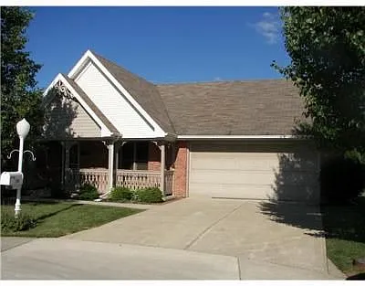 1700 Oldham Dr photo 1