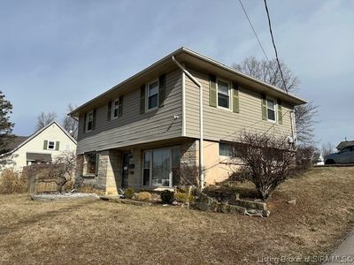 601 N High, Salem, IN, 47167