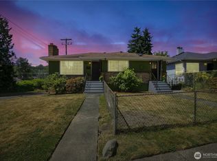 8457 Renton Ave S, Seattle, WA 98118
