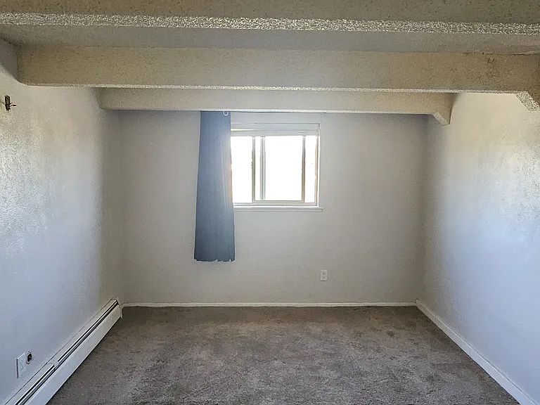 4206 Loomis Ave — Photo 10