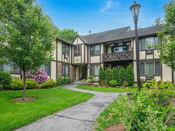 8 Foxwood Drive #6, Pleasantville, NY 10570