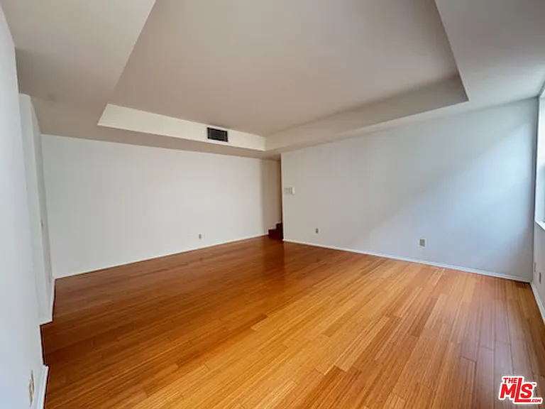 1655 Selby Ave #102 — Photo 14