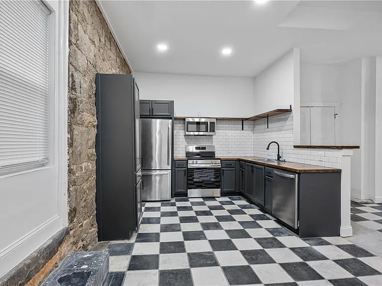 360 Ponce De Leon Ave NE #16 — Photo 5