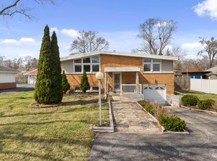 6N370 Maple Ave, Wood Dale, IL