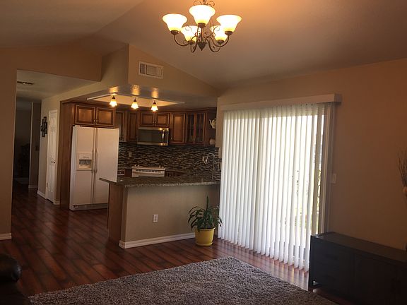 5th image of 3966 Thornhill Dr