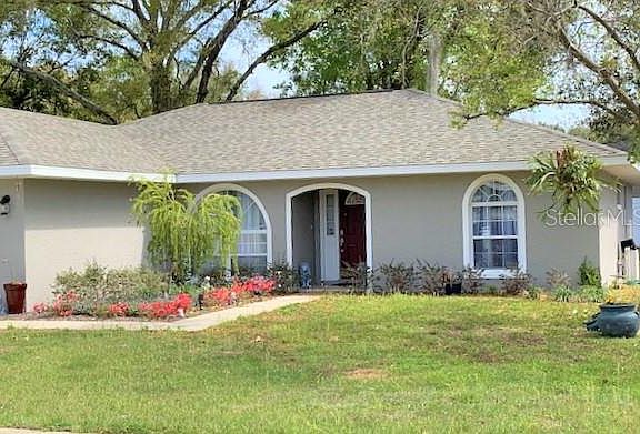 3rd image of 804 Crestview Cir E