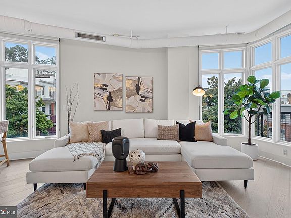 2nd image of 1700 Kalorama Rd NW APT 311