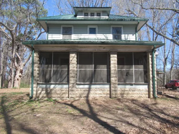 125 Hide Park Pl, Carbondale, IL 62901