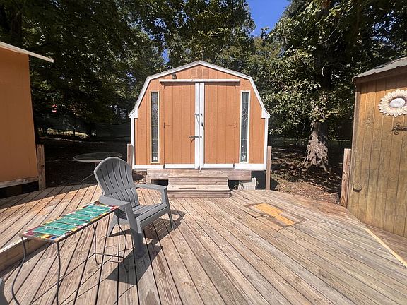 23rd image of 105 H Warren Ln