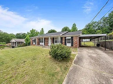 1315 Pagoda Dr — Photo 2
