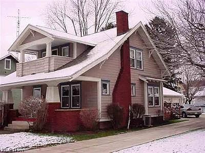 1st image of 608 Church St S