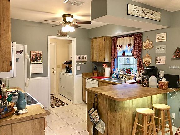 4th image of 1223 Spinnaker Dr