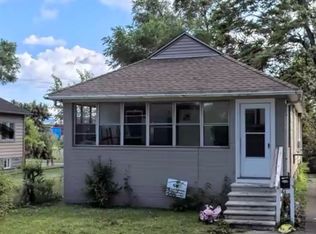 64 E Rockwood St, Ecorse, MI 48229