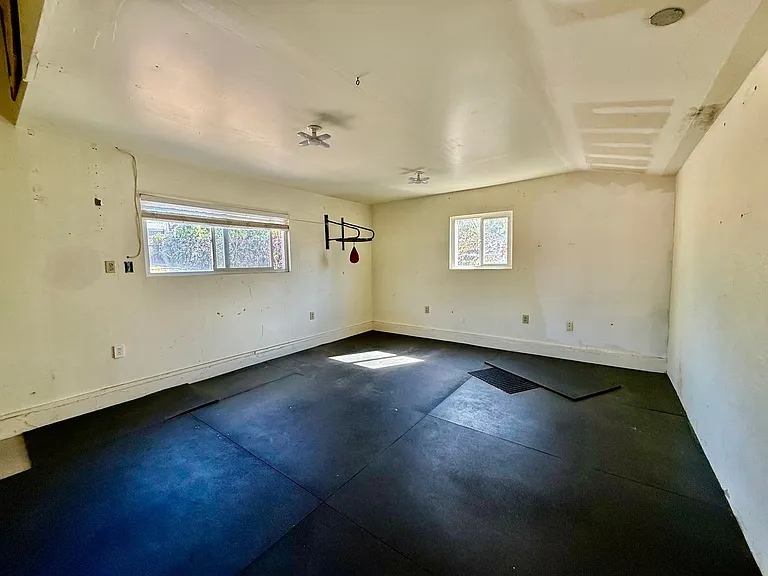7213 Sunset Ave — Photo 20