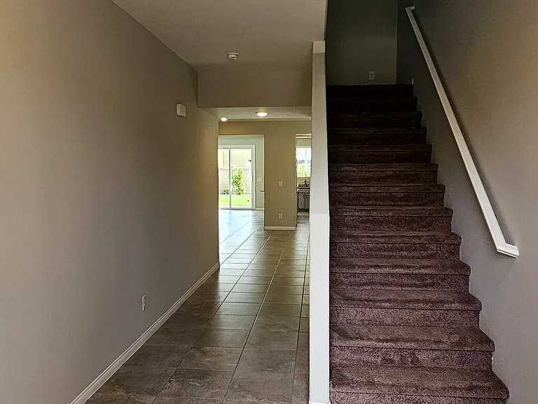4515 Solitude Falls Ave — Photo 2
