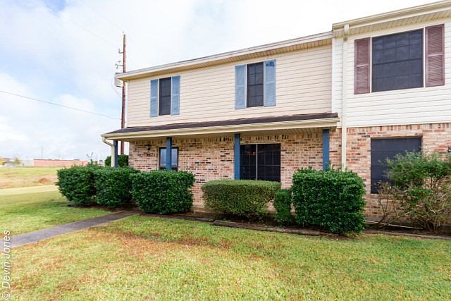 1st image of 8824 Glen Meadow Ln