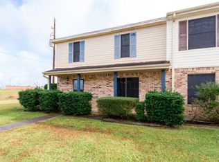 8824 Glen Meadow Ln, Beaumont, TX 77706
