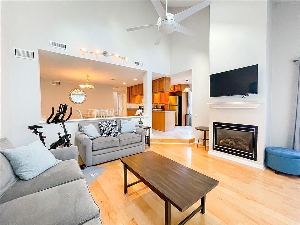 1st image of 79A Valley Green Ct #A
