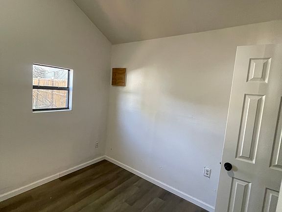 5th image of 2307 W 14th St #2