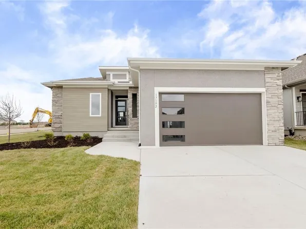 17192 W 168th Pl, Olathe, KS 66062