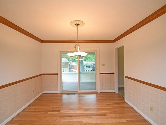 5th image of 2463 Kewanee Ln