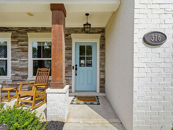 2nd image of 316 Coppergate Ct