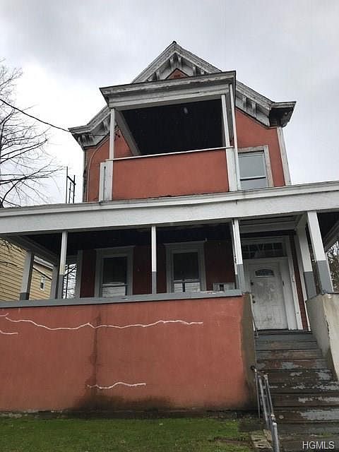 1st image of 328 S 2nd Ave