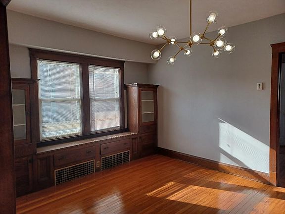 4th image of 11830 Clifton Blvd