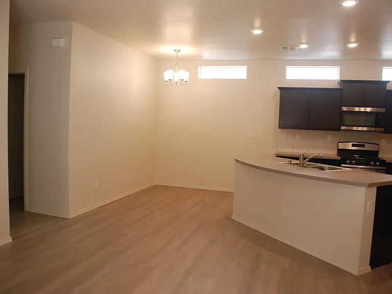 1248 Tierra Verde Loop NW — Photo 3