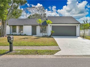 15736 Coral Vine Ln, Fort Myers, FL 33905