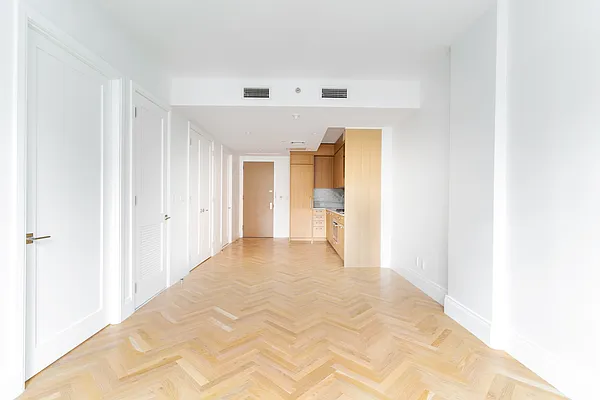 Rented by Acre NY Realty Inc | media 2