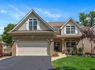 5611 Chase Ave, Downers Grove, IL 60516