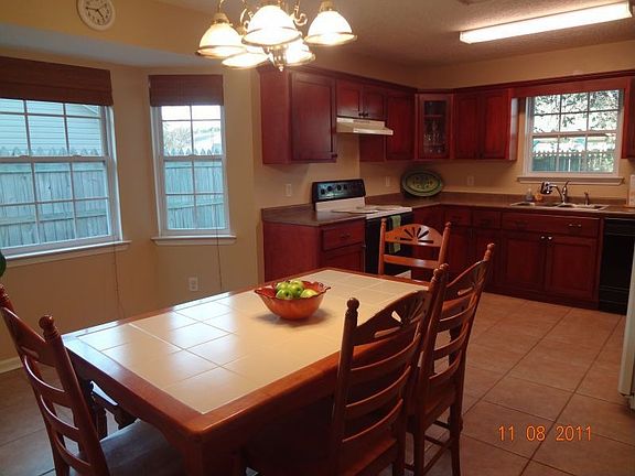 4th image of 119 Zachary Dr