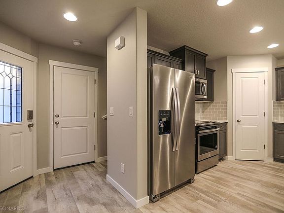 5th image of 14019 NE 7th Ct