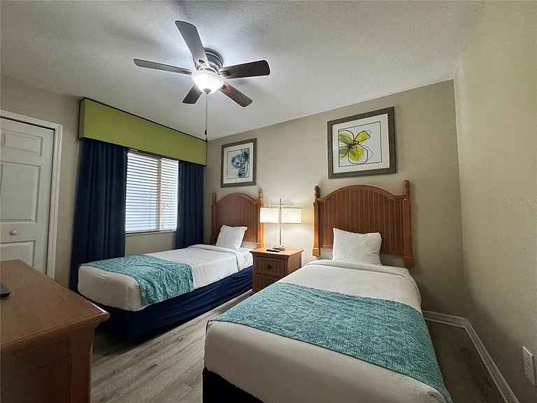 1009 Baseball And Boardwalk Ct — Photo 11
