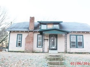 601 E Main St, Halls, TN 38040