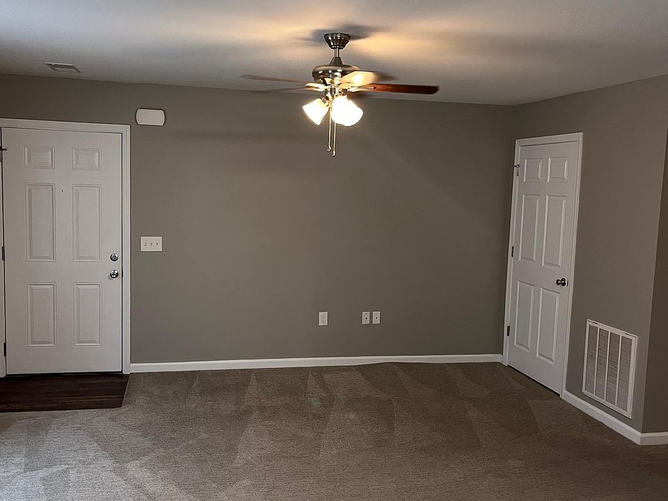 1st image of 400 Southern Cross Dr #7