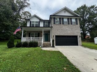 6730 Fairwood Ct, Clemmons, NC 27012