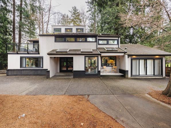 22566 132nd Ave, Maple Ridge, BC V4R 2R2