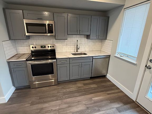 3rd image of 5402 Webster St #2