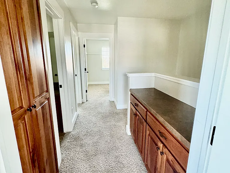 177 S 4 W — Photo 32