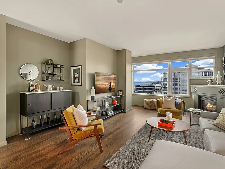 2801 1st Ave #1018 — Photo 9