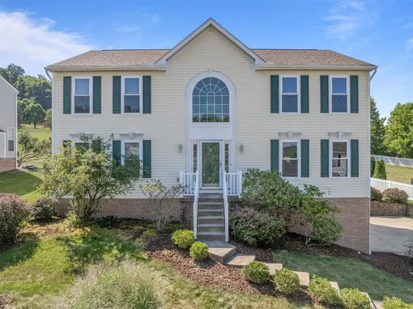 1003 Alpine Dr, Mars, PA 16046