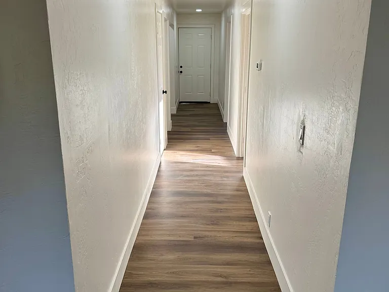 1132 E Brown St — Photo 4