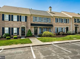 1203 Pointe Ct, Chester Springs, PA 19425