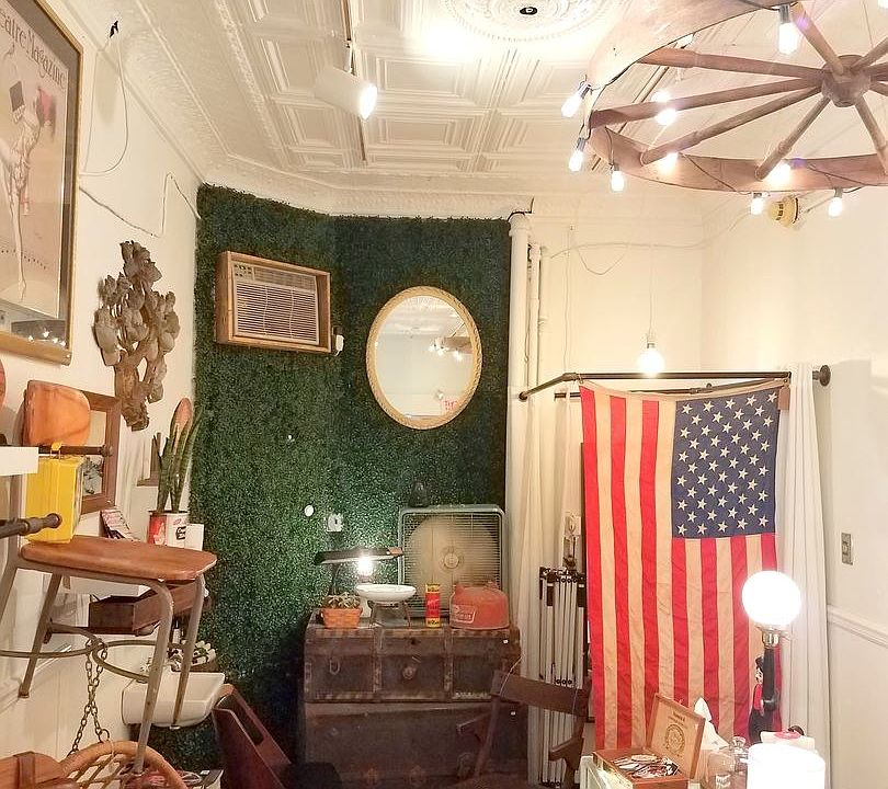 2nd image of 2934 W Liberty Ave