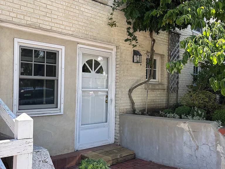3533 W Pl NW — Photo 11