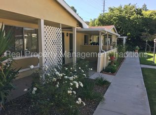 19208 Avenue Of The Oaks UNIT B, Santa Clarita, CA